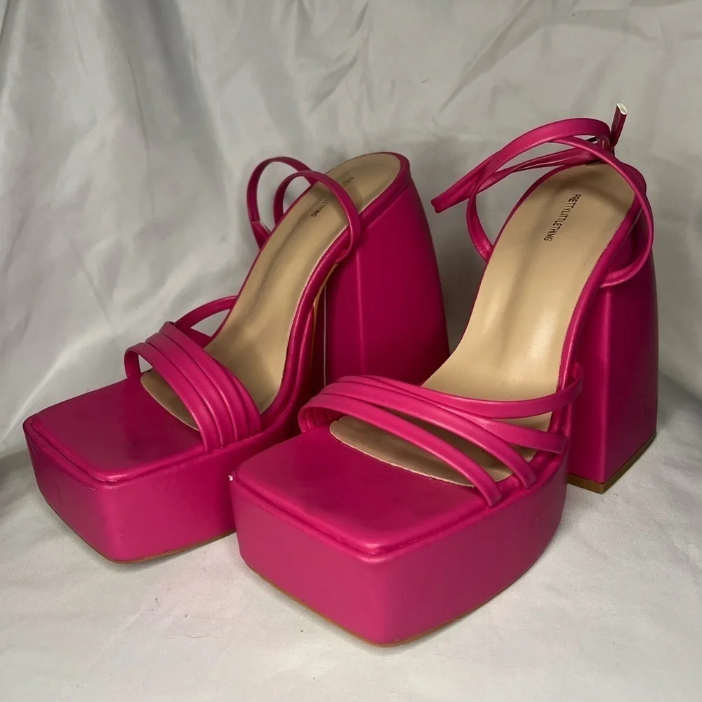 PrettyLittleThing Pink Square Toe Strappy Platform Heel Sandals Size 5